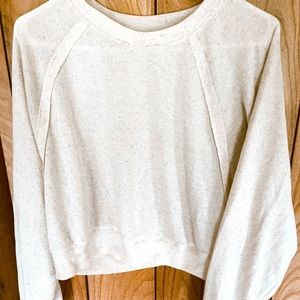 boutique crop long sleeve